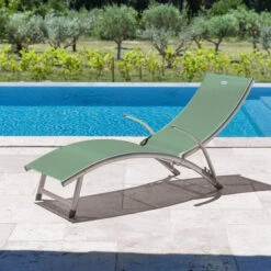 Transat Samba Pliable Et Empilable Vert Olive Hespéride -Magasin Mobilier transat samba vert olive hesperide 1 2